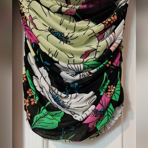 Juniors AFRM Los Angeles Limelight Bloom Blouse in Size S/P - Picture 2 of 9